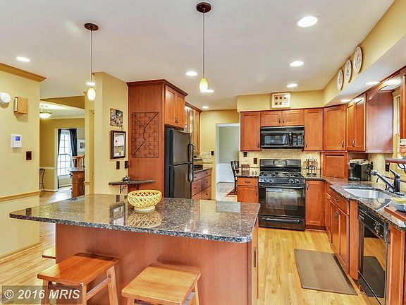4th image of 14639 Pommel Dr