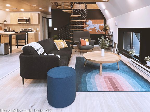 4th image of 238 Grist Mill Road