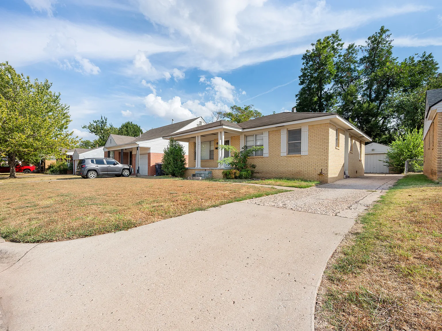 3 bed, 1141 sqft, $1,350 — Photo 1