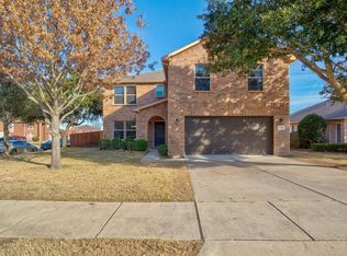 1300 Greenleaf Ct, Cedar Hill, TX 75104