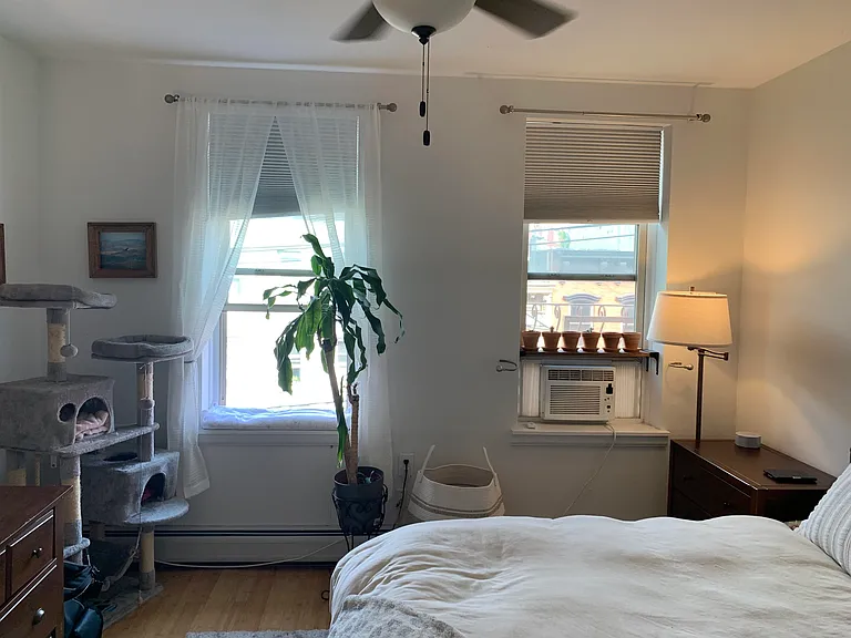 818 Willow Ave #3R — Photo 12
