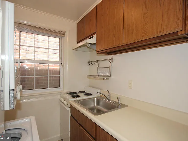 1006 Oronoco St #UPPER LEVEL — Photo 10