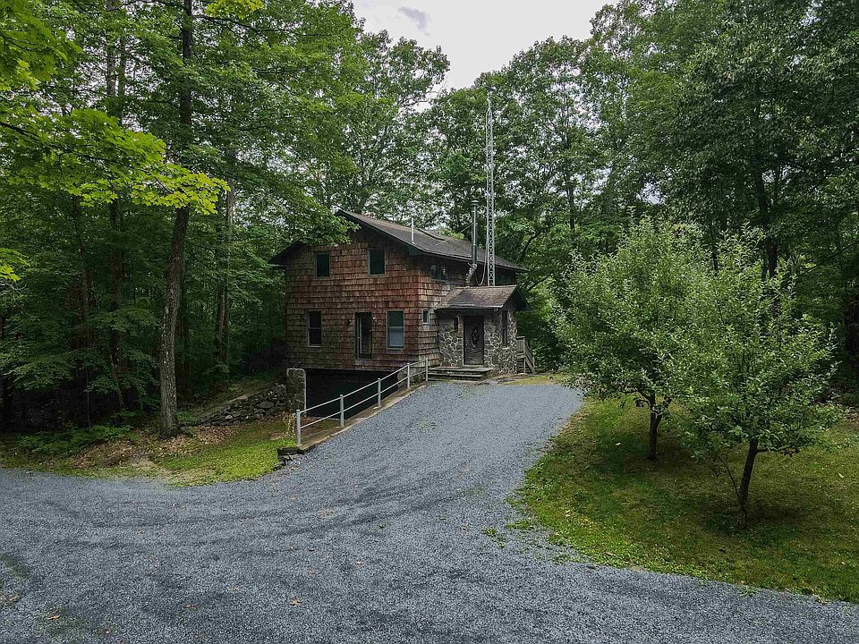 1044 Plain Road, Hinsdale, NH 03451 Zillow