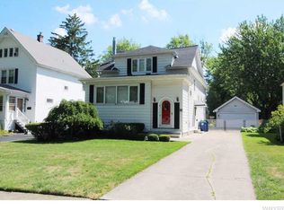 99 Westfield Rd, Amherst, NY 14226