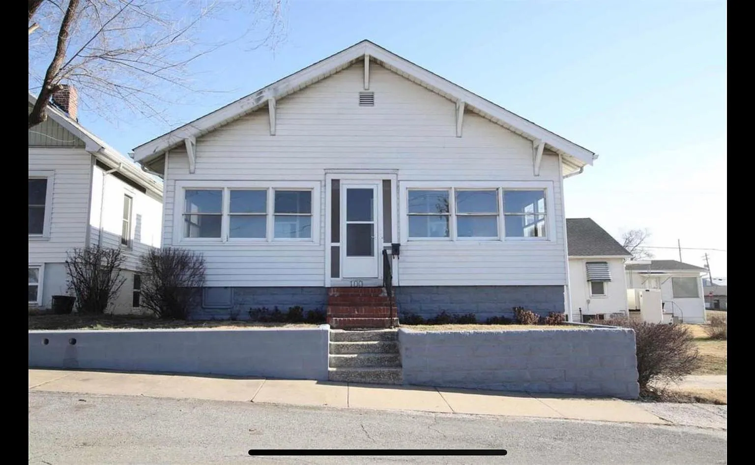 100 Herman St — Photo 1
