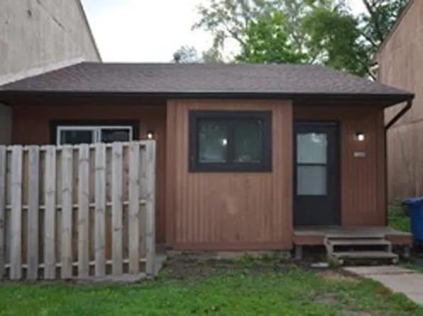 1309 E 17th St, Des Moines, IA 50316