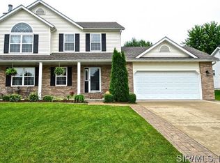 375 Macon Ct, O Fallon, IL 62269