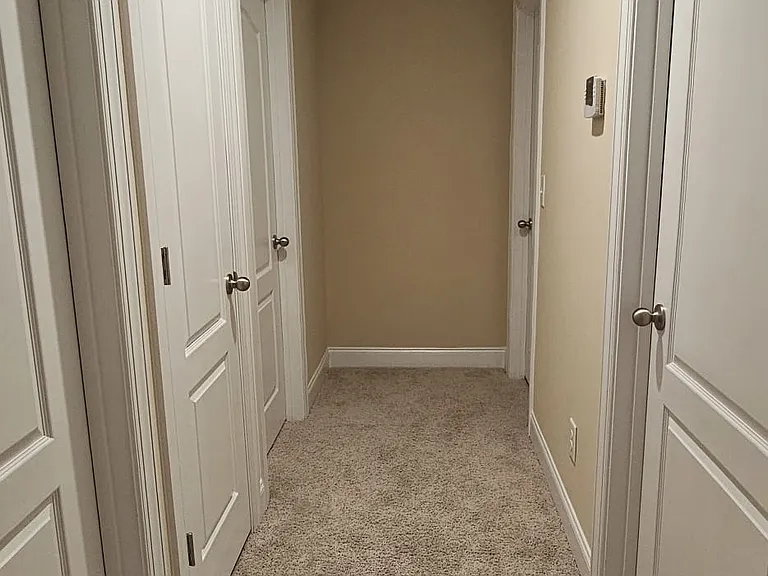810 Rymark Ct #810 — Photo 10