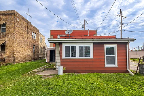 19 Rimbach St #5 Photo 1