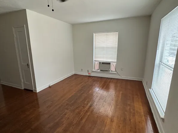 1842 W Main St APT 3, Houston, TX 77098
