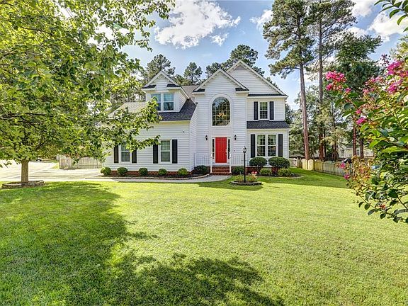 3rd image of 5801 Maybrook Ct