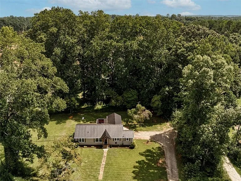 5659 Hiram Douglasville Hwy — Photo 23