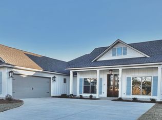678 Kitfox Ave, Fairhope, AL 36532