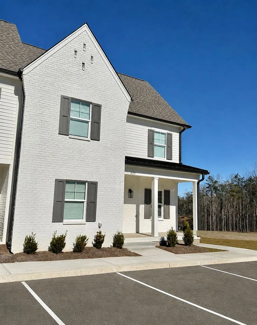 618 Cottage Grove Circle Oxford, MS 38655 — Photo 1