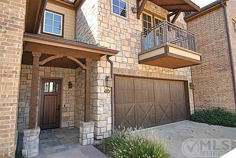 1st image of 334 Watermere Dr