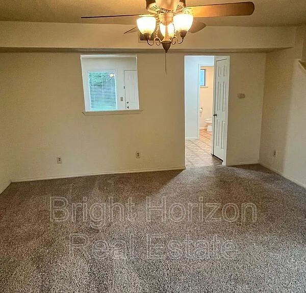 1408 Arvel Cir #B — Photo 4