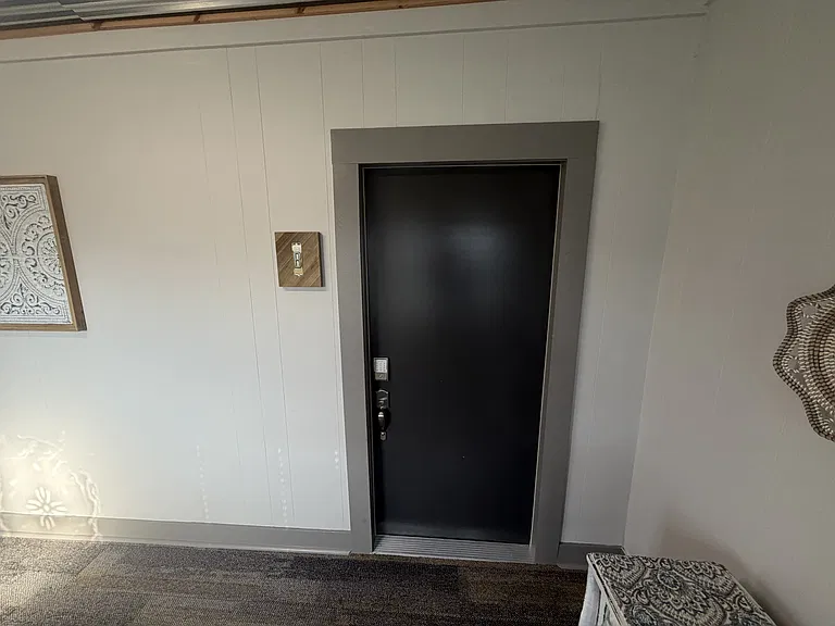 404B Washington St — Photo 8
