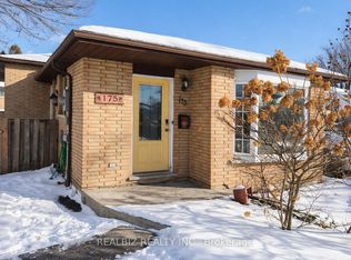 175 Napoli Ct, Hamilton, ON L9C7A2