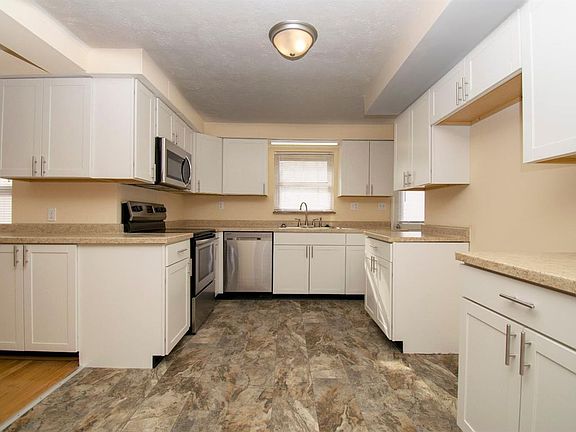 5th image of 8697 Pastoral Ln