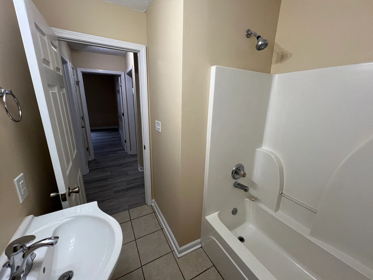 3-Bedroom 1 Bath Home in Murfreesboro, tN — Photo 3