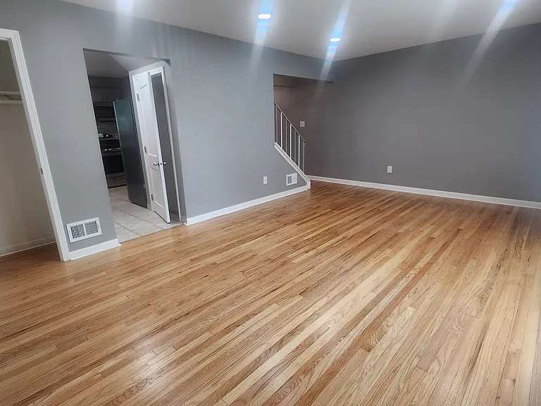 6813 Country Ln — Photo 4