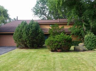 5903 Green Clover Ln, Fitchburg, WI 53711