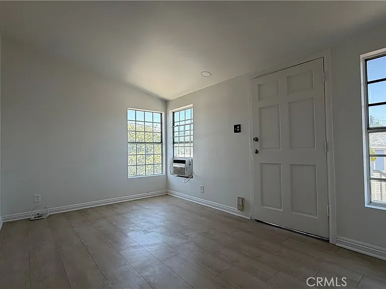 4769 Dozier St — Photo 1