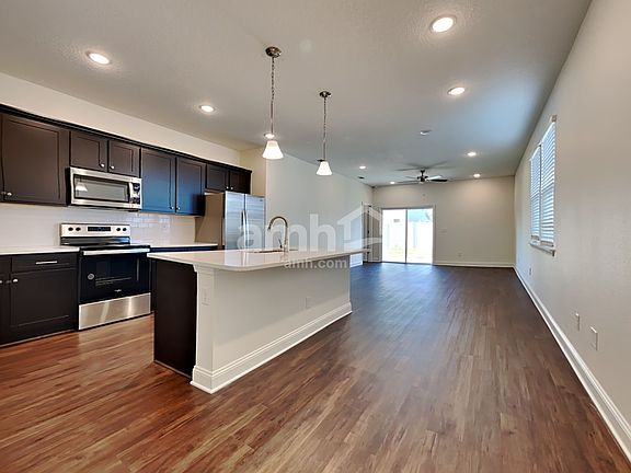 5th image of 133 Elcano Ln