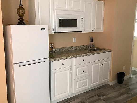 4th image of 935 Atlantic Blvd #144