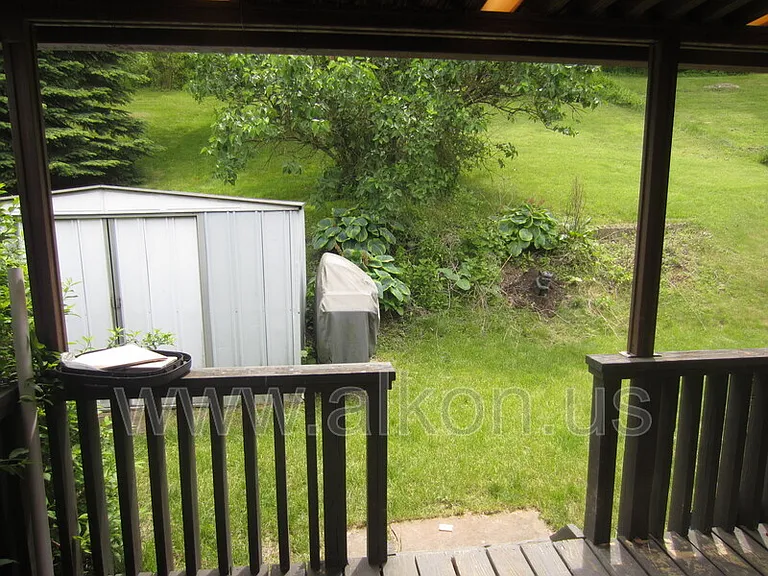 2411 Webster Ave — Photo 18