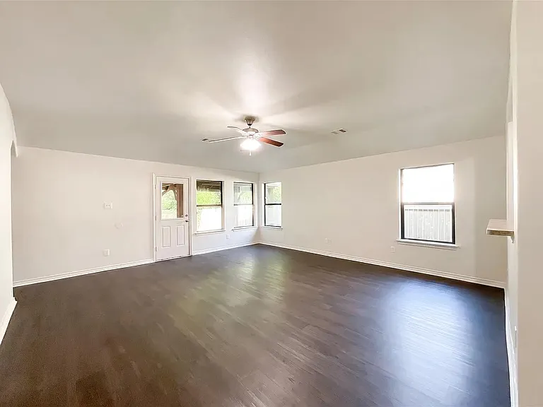 1604 Katydid Ct — Photo 12