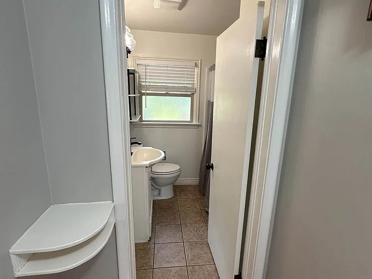 Upstairs bathroom