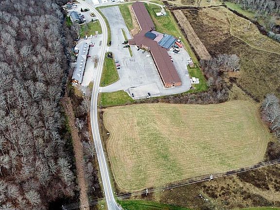 5th image of Cass Rd