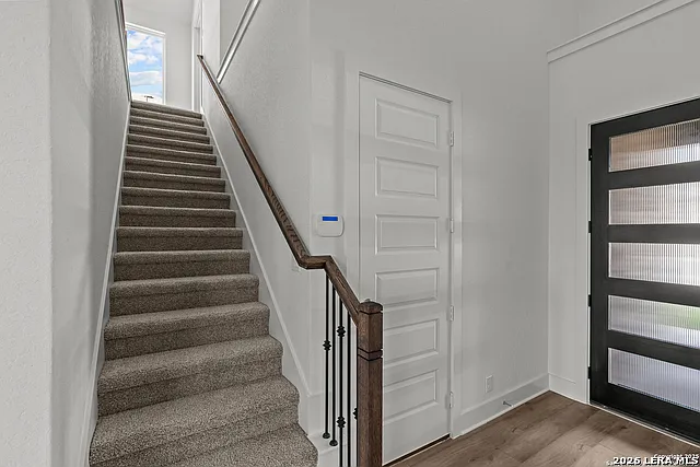 413 Hinsdale Run — Photo 13