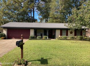 111 Fen Cir, Pearl, MS 39208