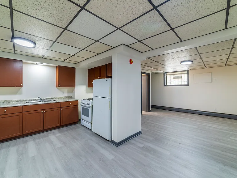 3711 Fir St #1 — Photo 18