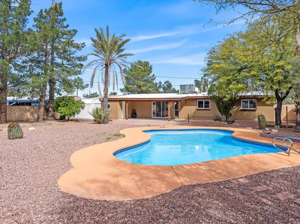 5662 E Whittier St, Tucson, AZ 85711
