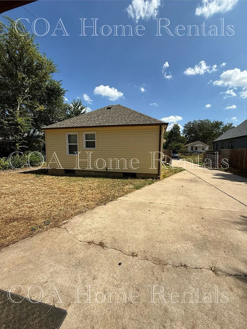 West Side Home — Photo 3