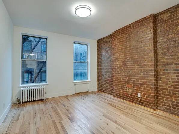 364 West 51st Street image 1 of 10