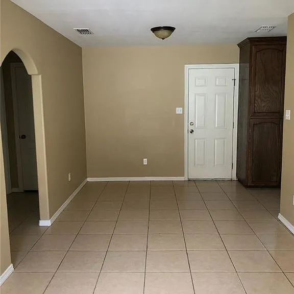 112 W Amy Dr #C — Photo 3
