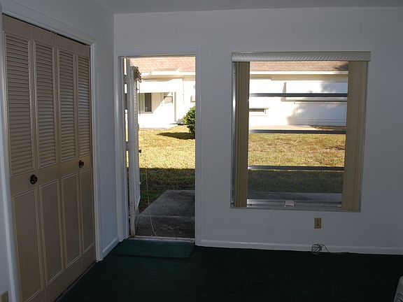 4th image of 1658 Lake Ave Unit 3