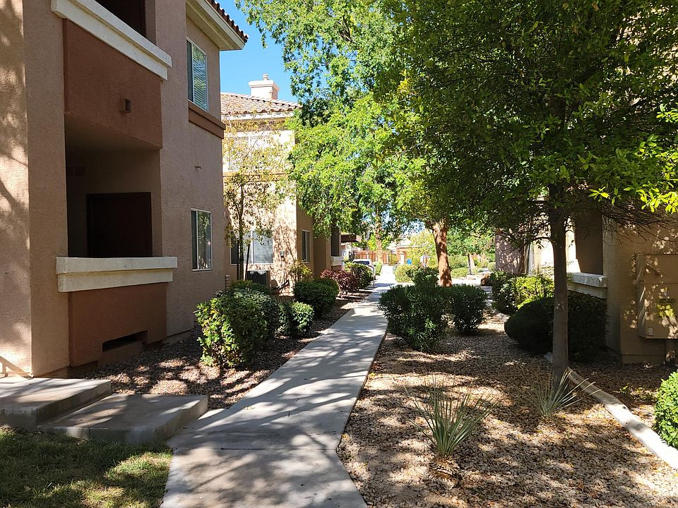 1st image of 1050 E Cactus Ave Unit 2059