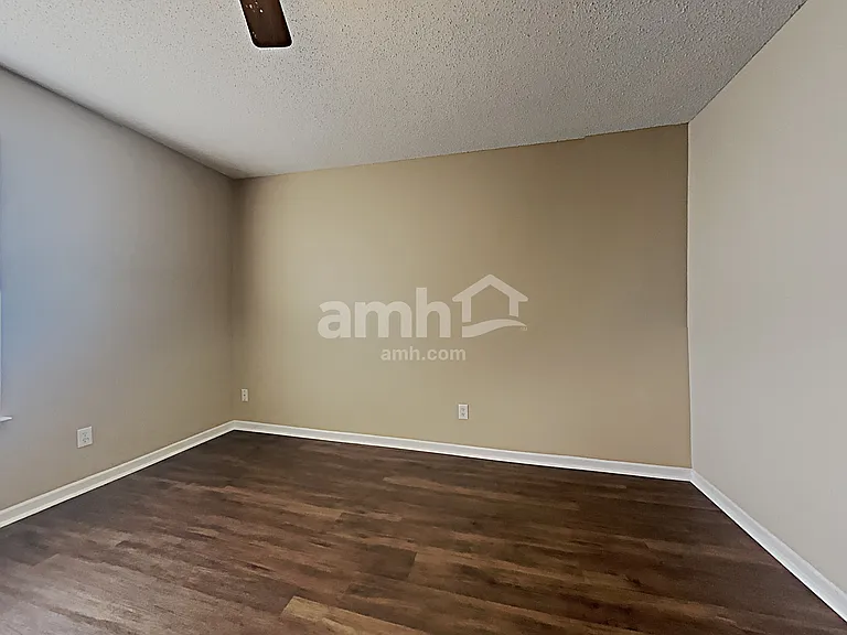 34 Frostwood Ln — Photo 16