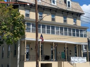 103 Main St #403, Walnutport, PA 18088