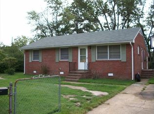 3201 W Weaver Rd, Hampton, VA 23666