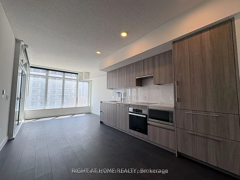 1 Concord Cityplace Way #315 — Photo 4