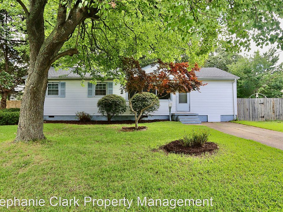 1st image of 212 Peachwood Ln