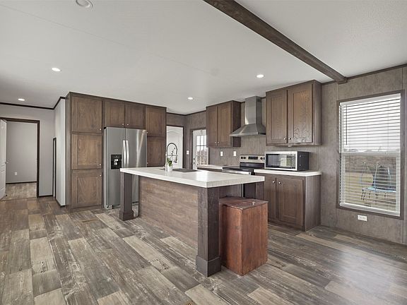 2nd image of 627 Kentucky Town Rd