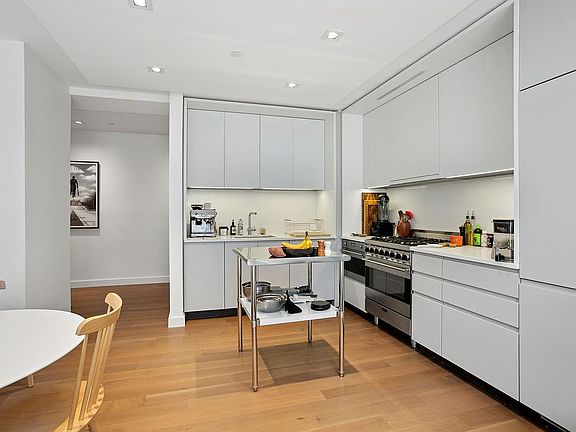 3rd image of 150 Rivington St APT 2G