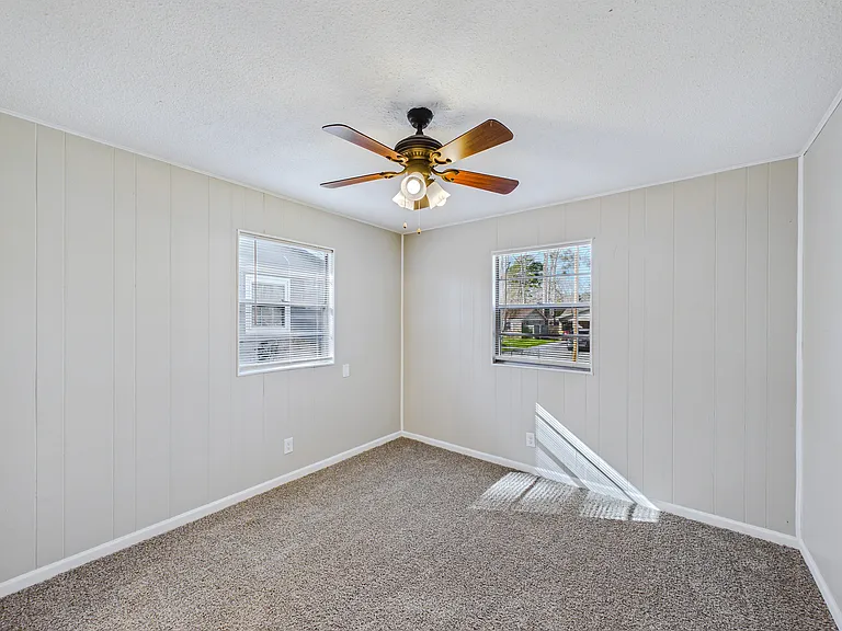 6921 knollwood Rd-22_03172026